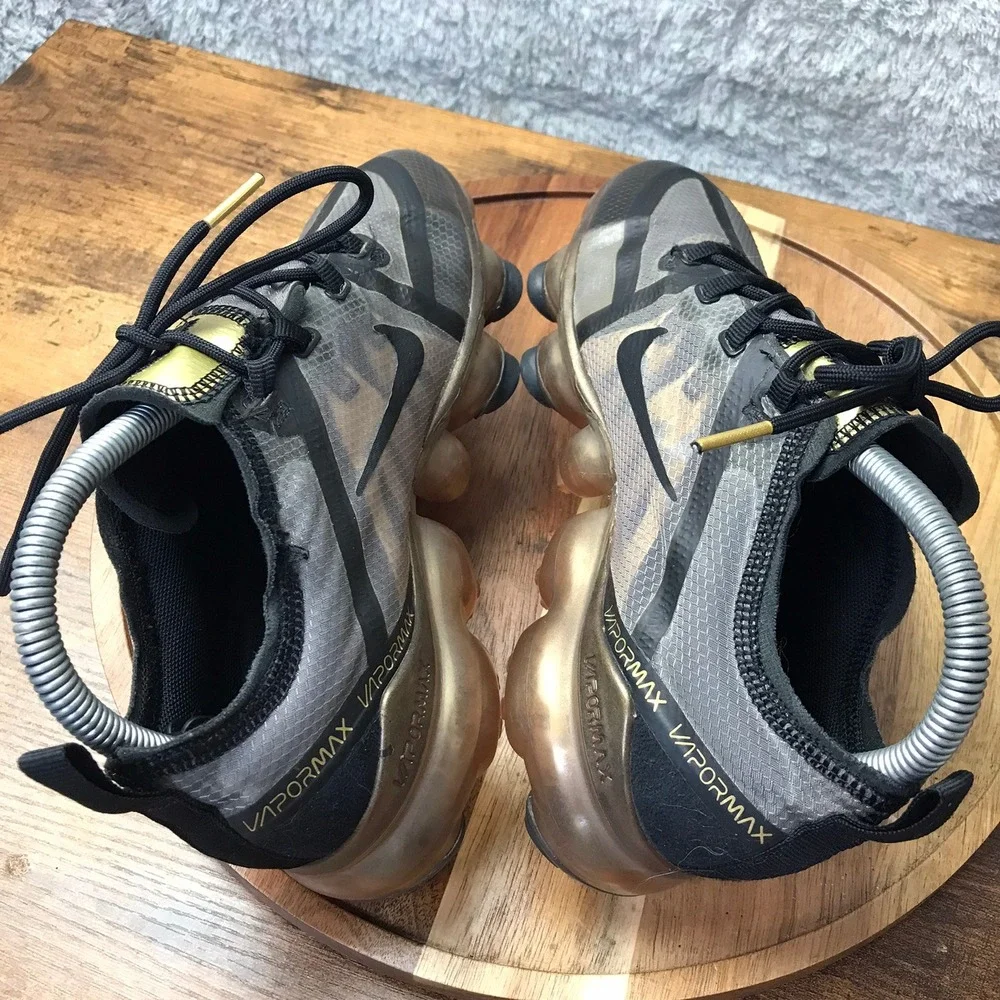 Nike Air Vapormax 2019 Youth 5.5Y Womens 7 Grey Black Gold Running Sneakers